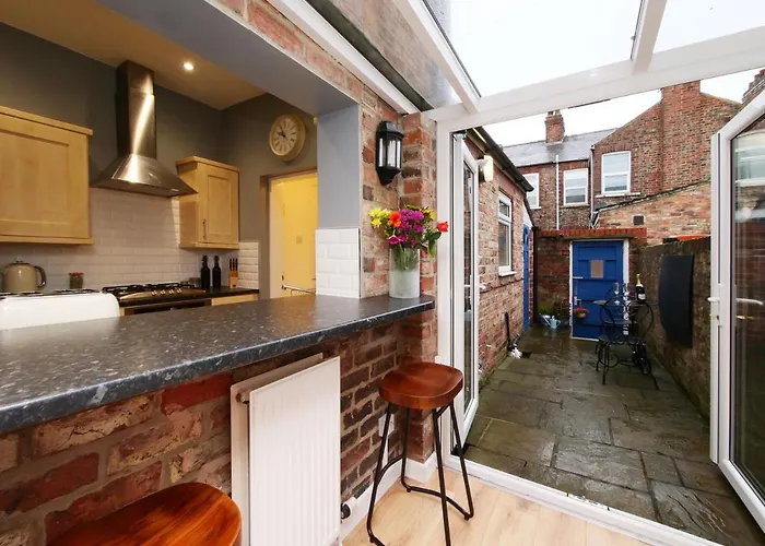 The River Walk House * York