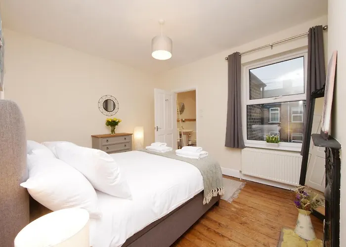 The River Walk House * York