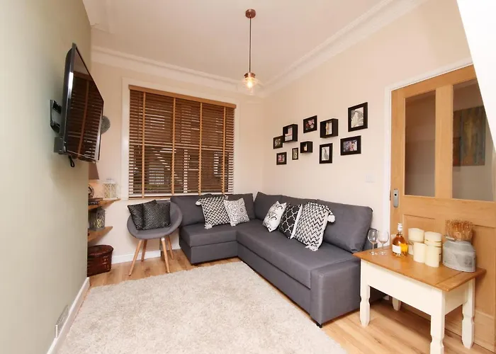 The River Walk House * York