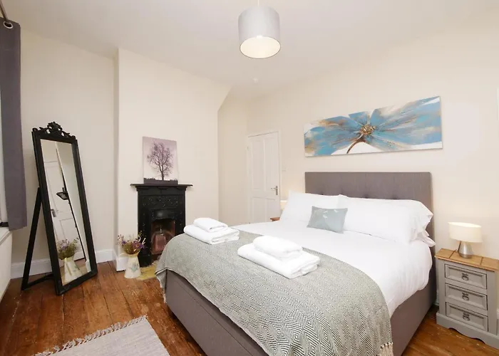 The River Walk House * York