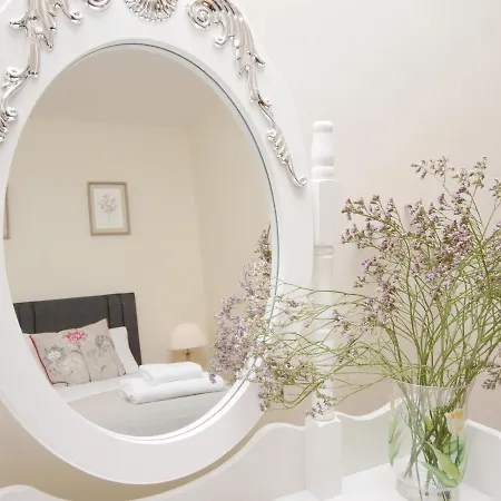 The River Walk House בית נופש יורק