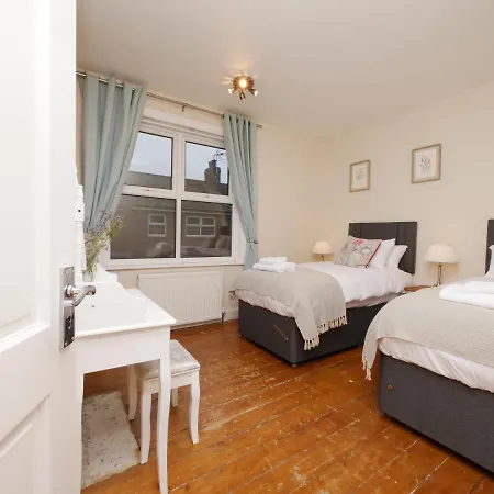 The River Walk House בית נופש יורק